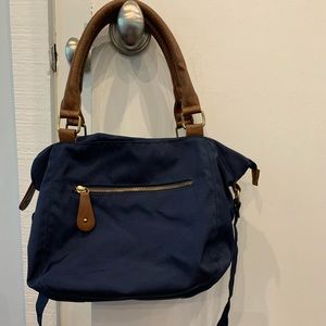 Women’s Crossbody or Shoulder bag